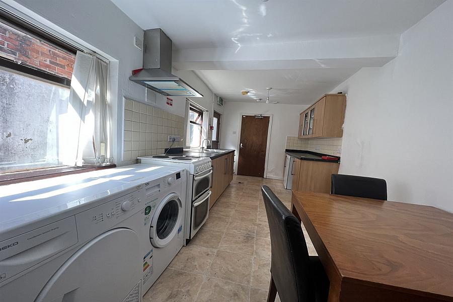 103 University Avenue