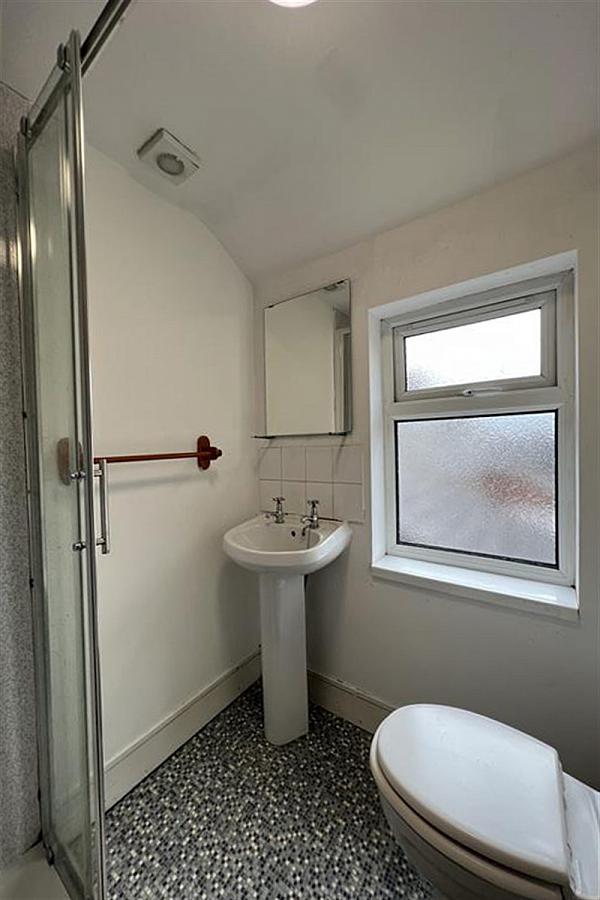 13 Strandview Street