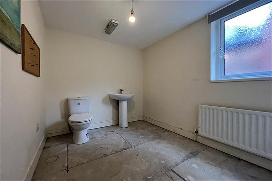 13 Strandview Street