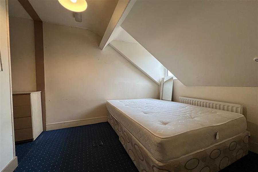 13 Strandview Street