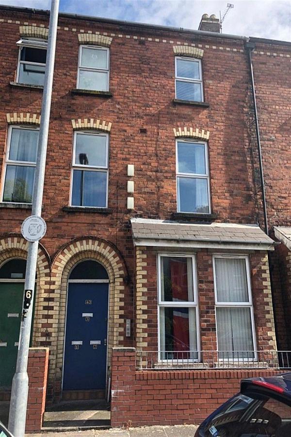 2, 40, Cromwell Road