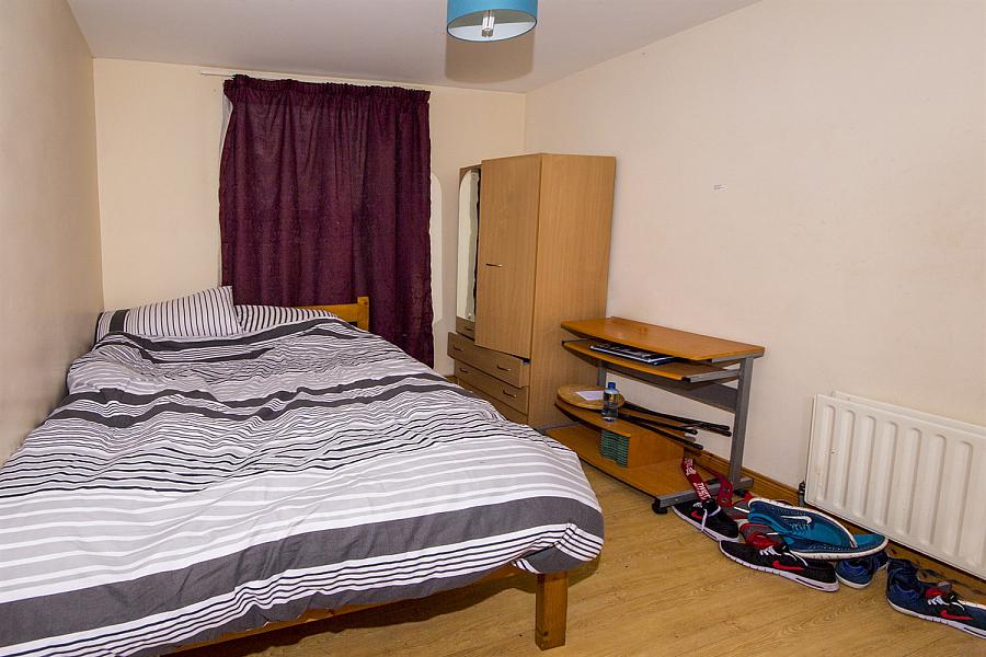 2, 40 Fitzroy Avenue