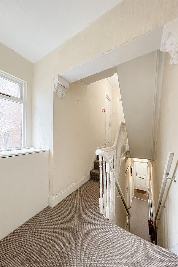 10 Strandview Street