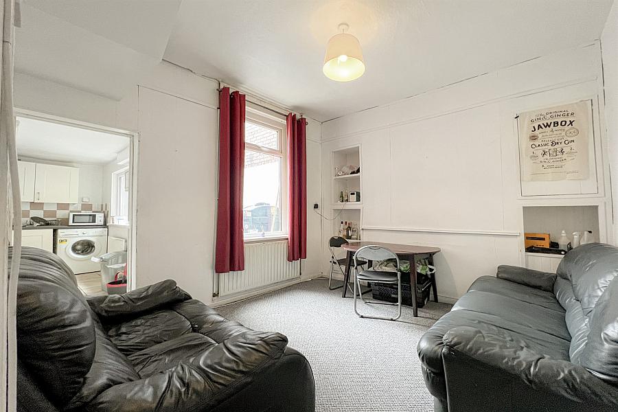 10 Strandview Street