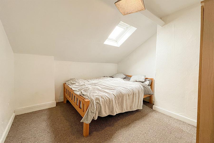 10 Strandview Street