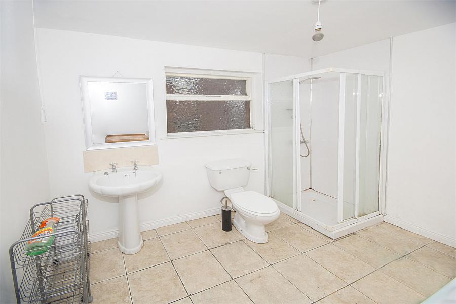 17 Balfour Avenue