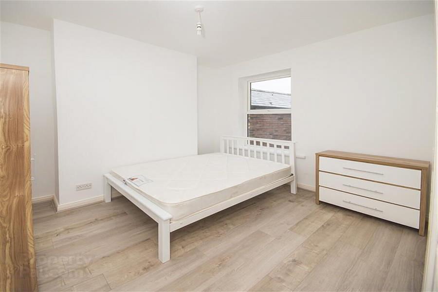 3 College Place North