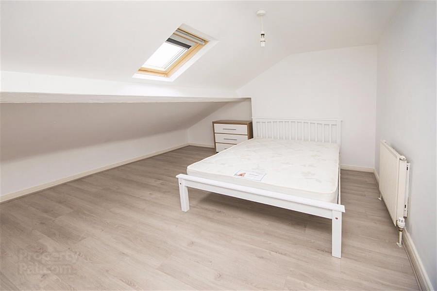 3 College Place North