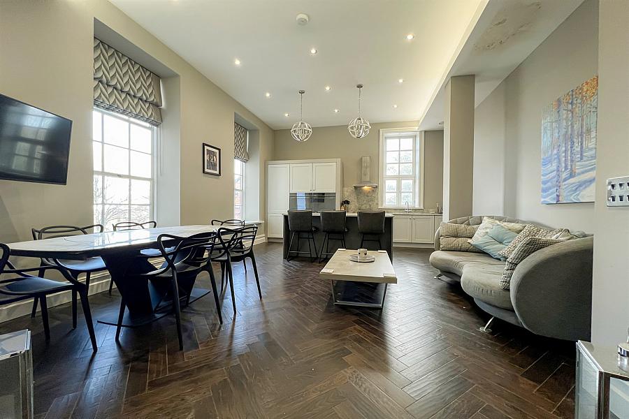 9 Malone Exchange, 226 Lisburn Road