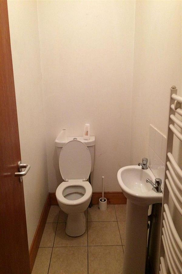 2, 28 Lawrence Street