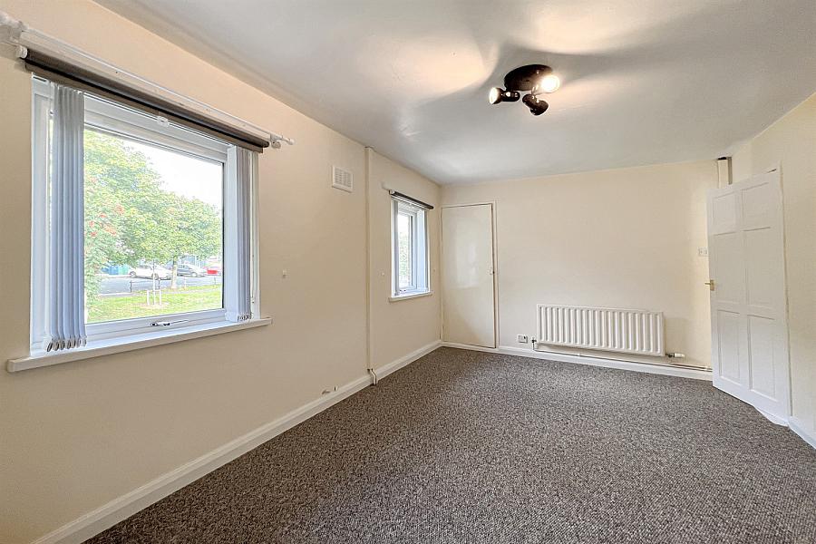 19 Knockwood Park