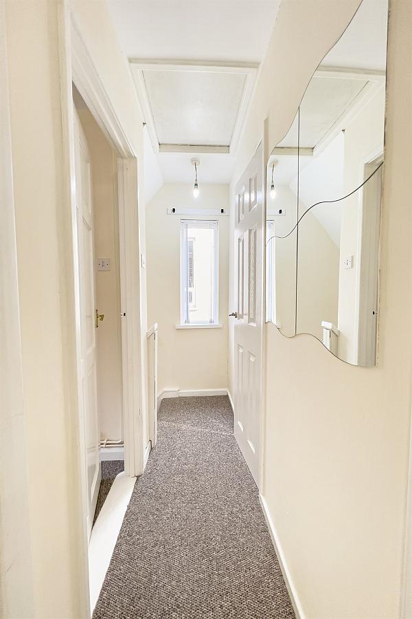 19 Knockwood Park