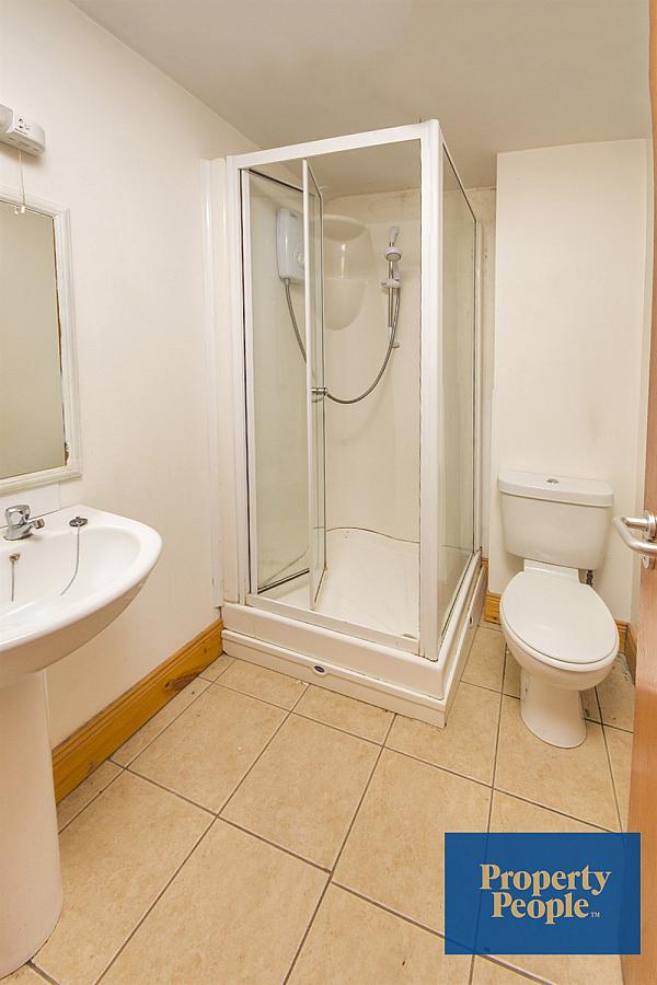 4, 28 Lawrence Street