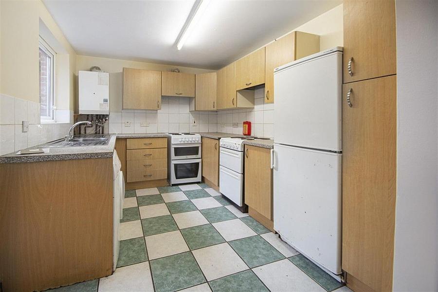 17 Collingwood Avenue