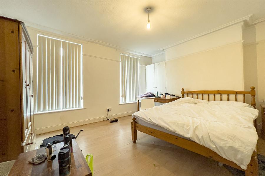 109 Agincourt Avenue