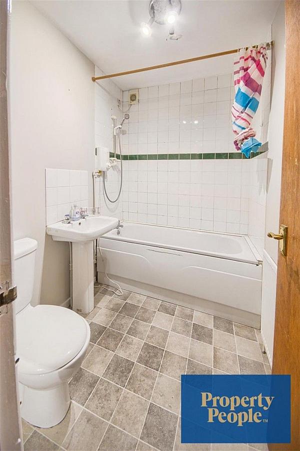 49b Rugby Avenue