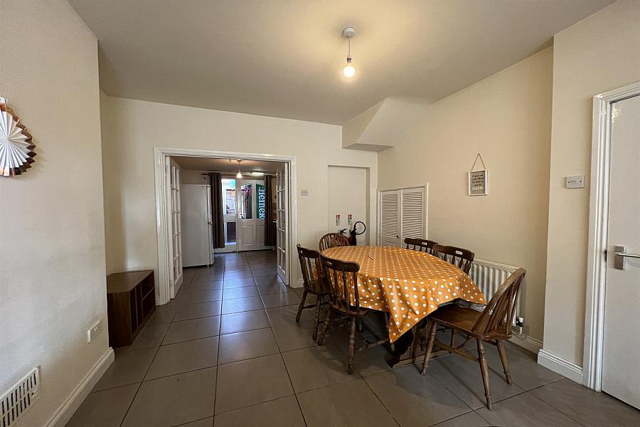 68 Rugby Avenue, Belfast