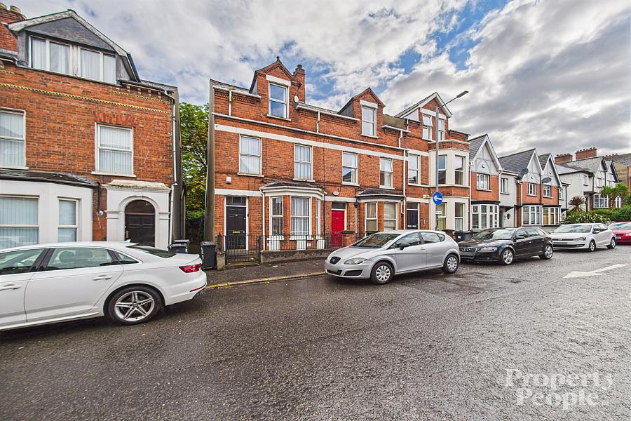 28 Malone Avenue, malone, belfast, BT9 6ER