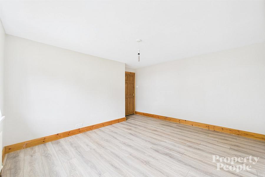 28 Woodbreda Park
