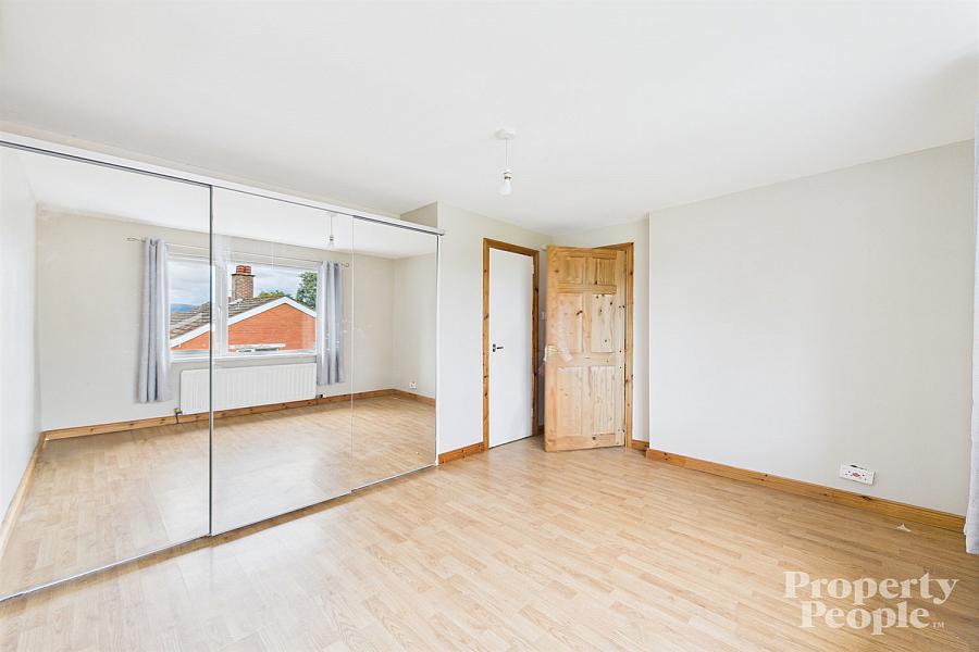 28 Woodbreda Park