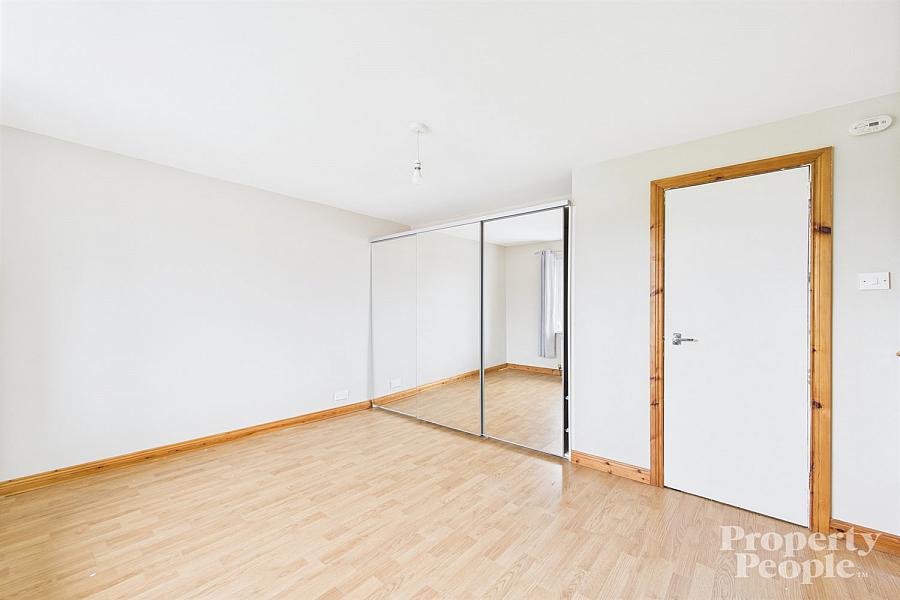 28 Woodbreda Park