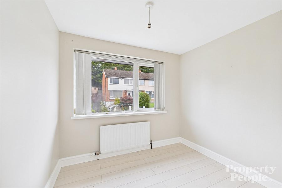 28 Woodbreda Park