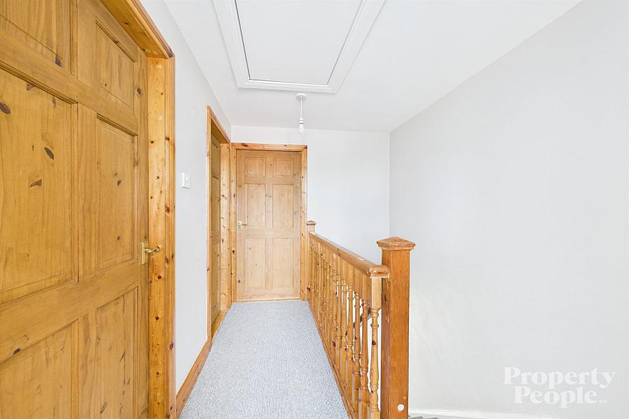 28 Woodbreda Park