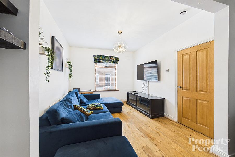 4 Artana Street