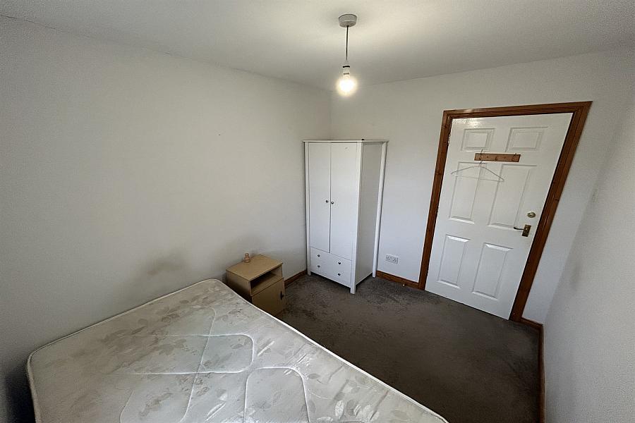 4 Ardenlee Park