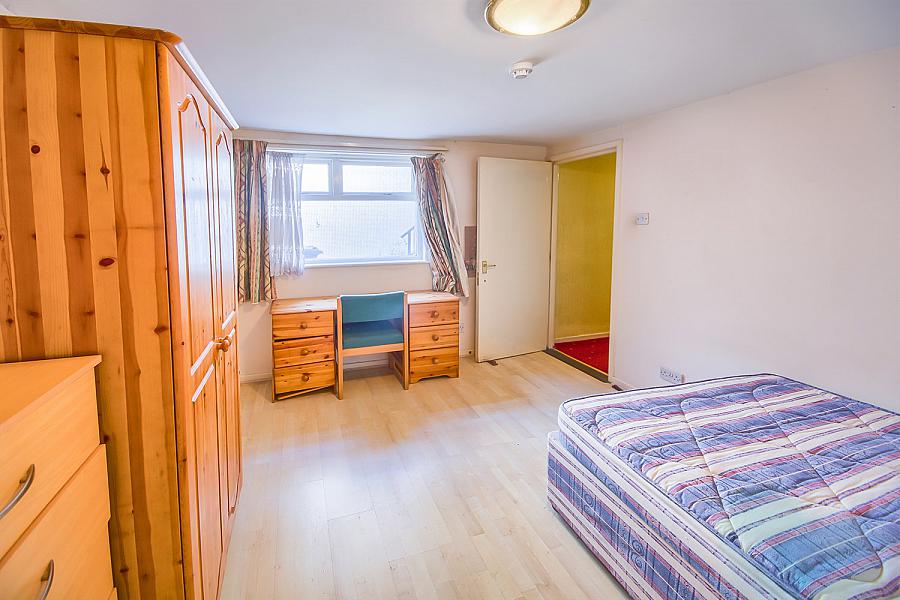 Flat 1, 21 Rugby Road