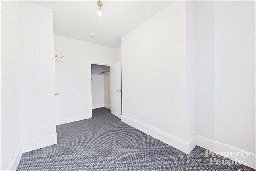 Apartment B, 28 Malone Avenue