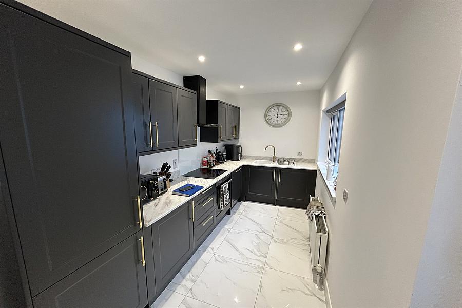 82 Richardson Street