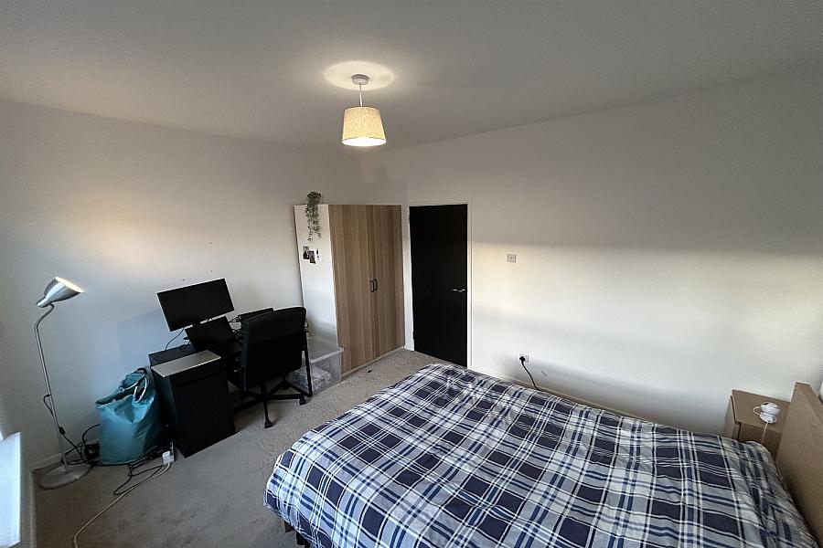 82 Richardson Street