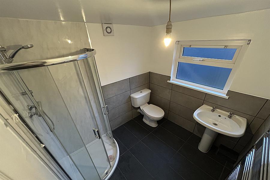 198B, Ravenhill Road