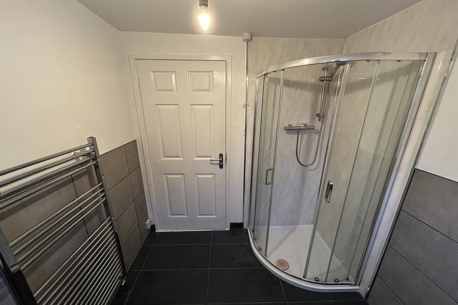 198B, Ravenhill Road