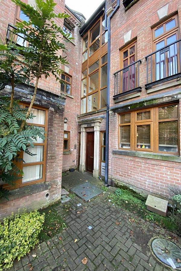 14 The Cloisters, Ormeau, Belfast, BT7 1GD