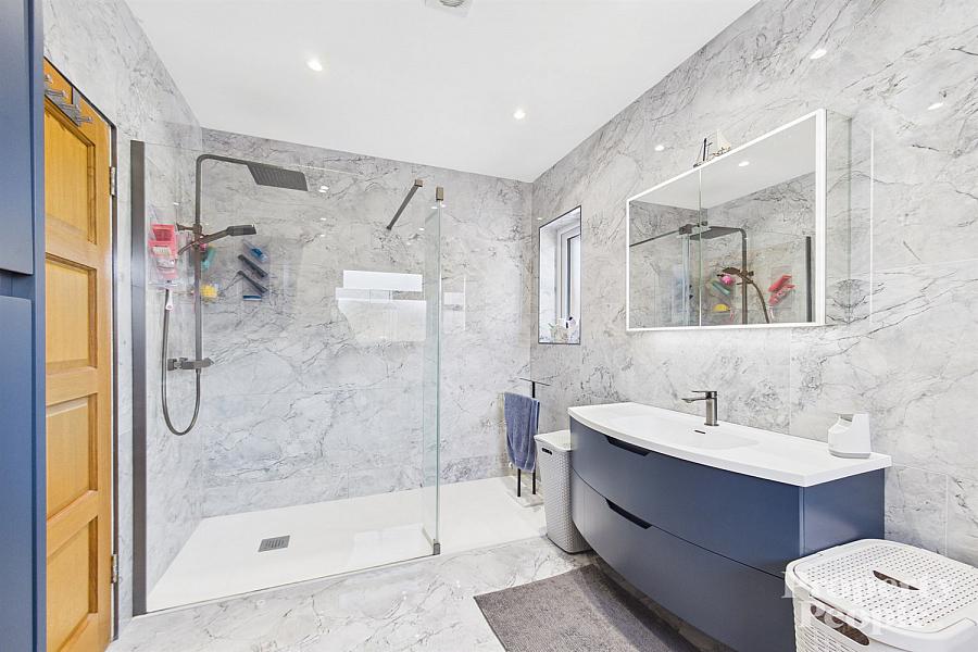 39 Finaghy Road South