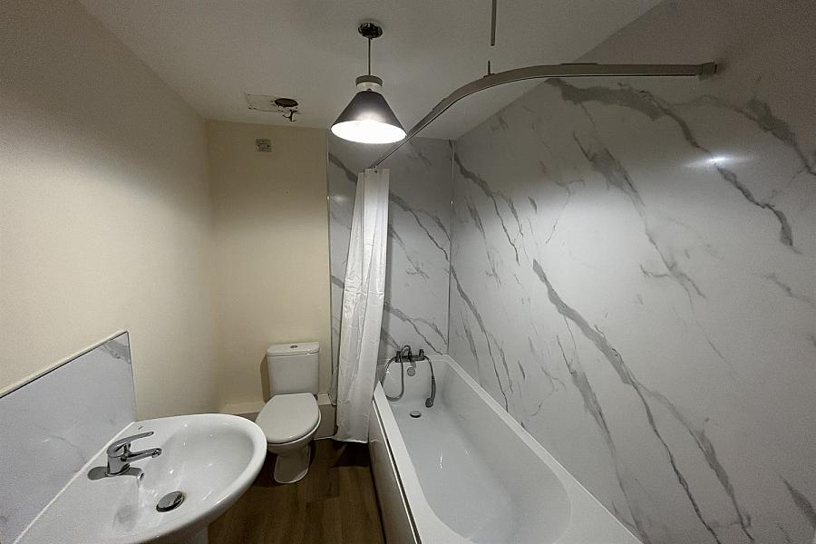 Flat 2, 2 Quay Gate, 19 Station Street