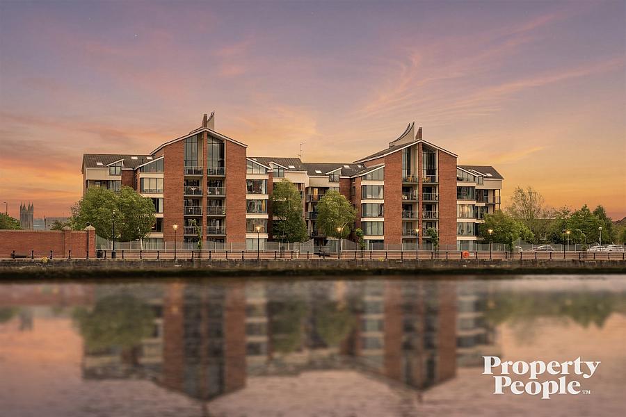 Apartment 17, Pottinger's Quay