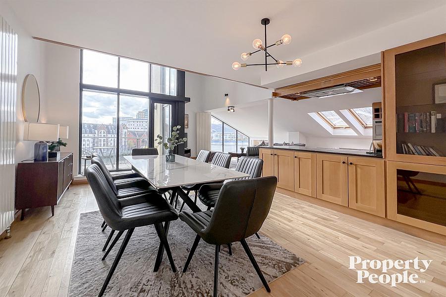 Apartment 17, Pottinger's Quay