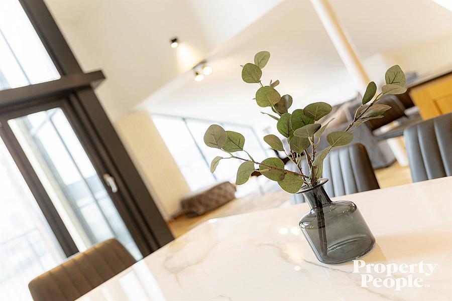 Apartment 17, Pottinger's Quay