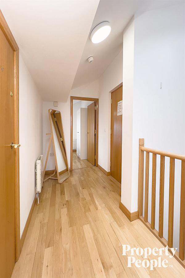 Apartment 17, Pottinger's Quay