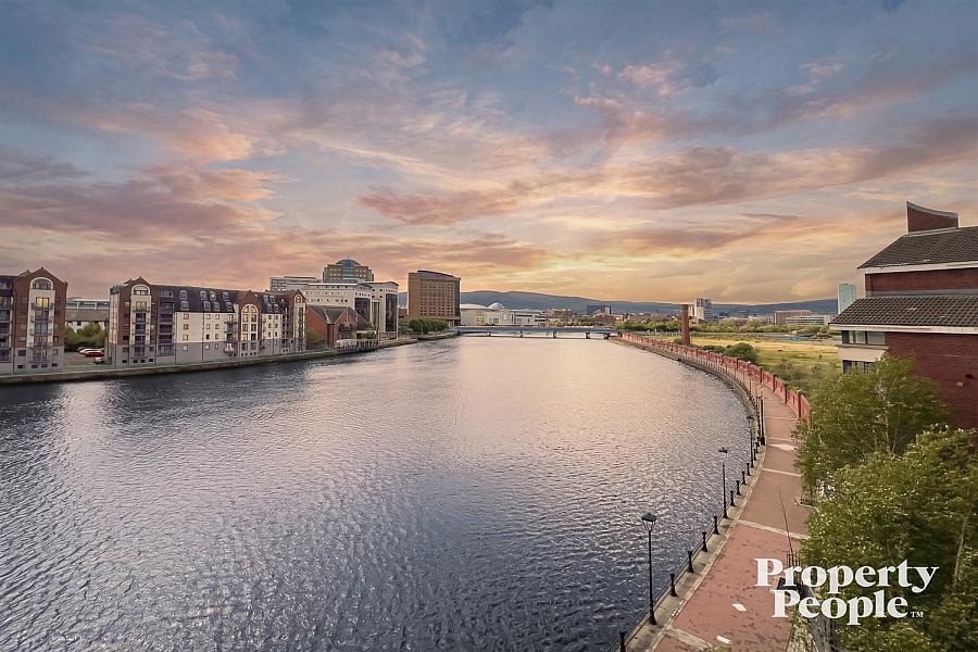 Apartment 17, Pottinger's Quay