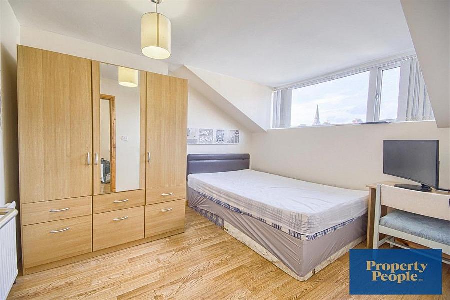 7 Westminster Street