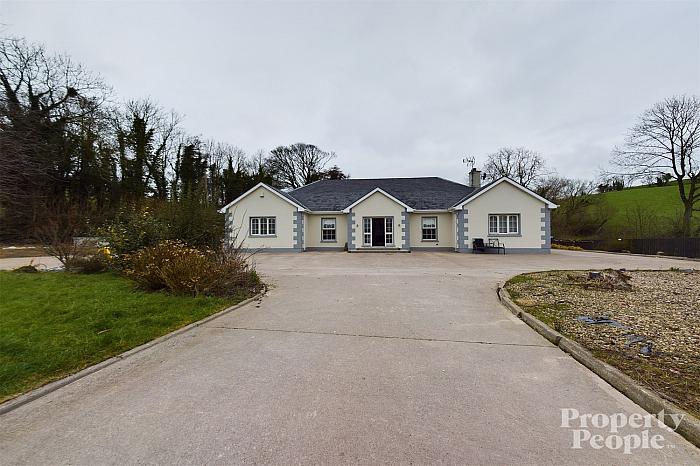 11 Loughrans Road, aughnacloy, BT69 6BJ