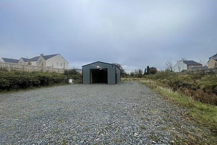 Commercial Yard And Shead, Favour Royal Road