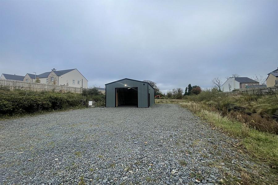Commercial Yard And Shead, Favour Royal Road