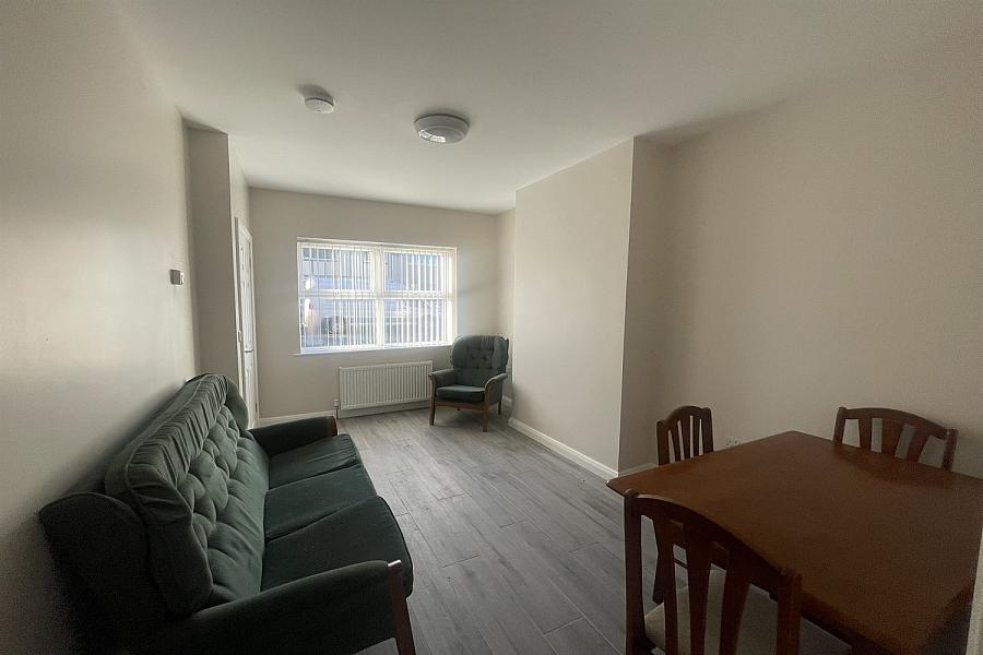 40 Main Street, Maguiresbridge