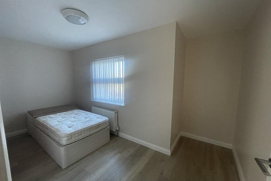 40 Main Street, Maguiresbridge