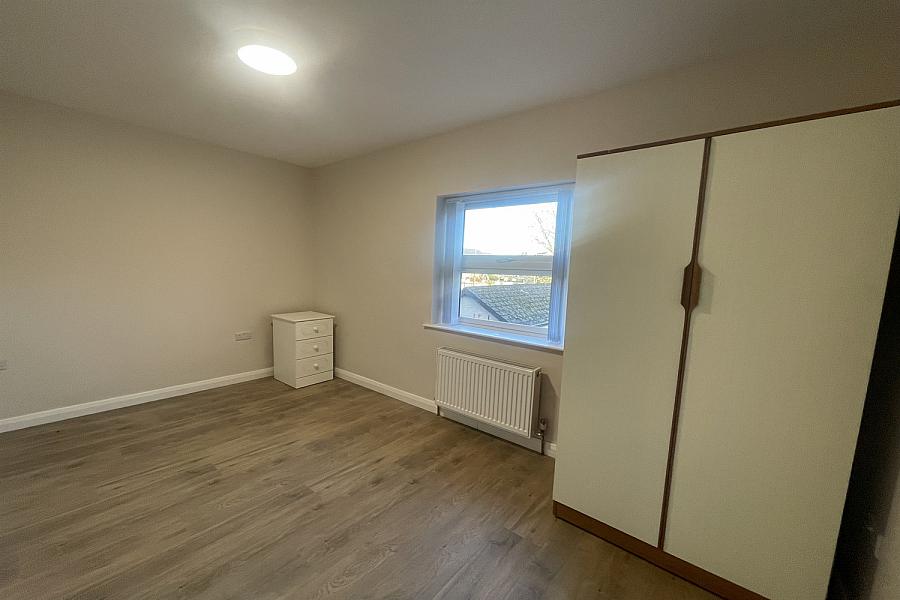 42 Main Street, Maguiresbridge